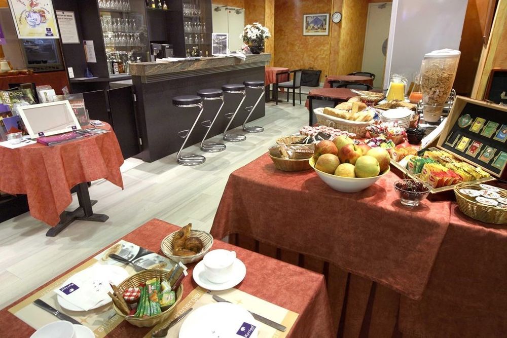 Kyriad Lille Centre Gares Restaurant billede
